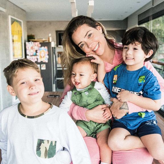 Ao celebrar o aniversário do sobrinho, Bento, Carol Dantas compartilha lindo clique em família 