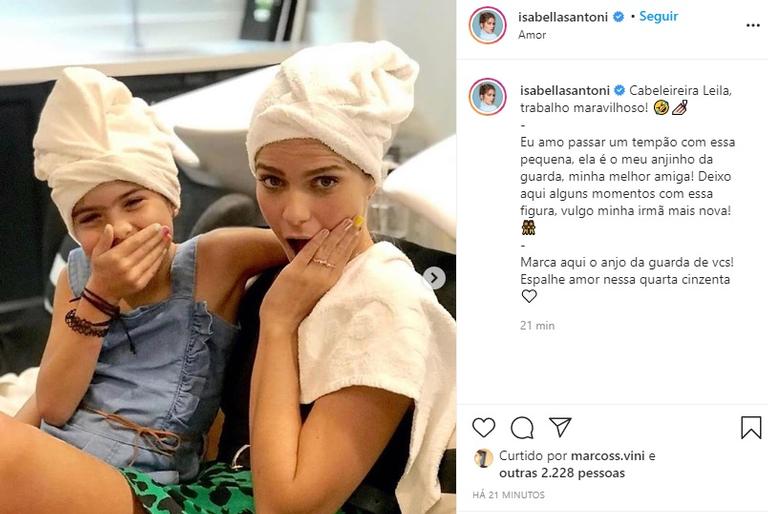 Isabella Santoni se declara para a irmã mais nova, Nina