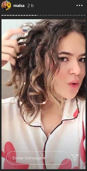 Maisa mostra cabelo ao acordar