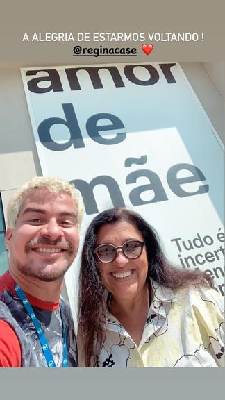 Thiago Martins comemora retomada das filmagens de Amor de Mãe