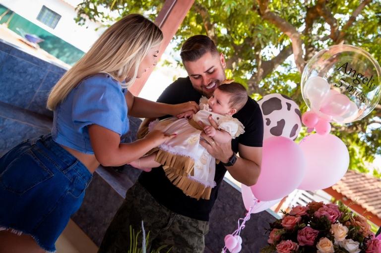 Natália Toscano e Zé Neto celebram 5 meses da filha