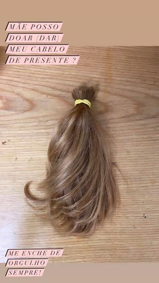 Grazi Massafera mostra cabelo doado pela filha, Sofia