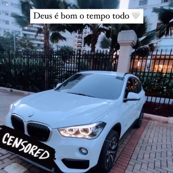 Lipe Ribeiro celebra aquisição de carro de luxo 