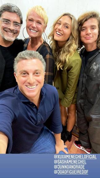 Luciano HUck grava 'Visitando o Passado' com Xuxa