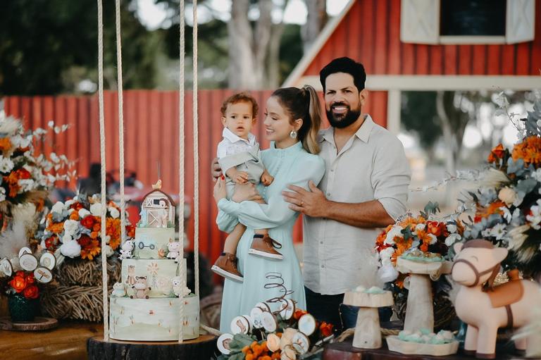 Biah Rodrigues e Sorocaba celebram 1 ano do filho, Theo