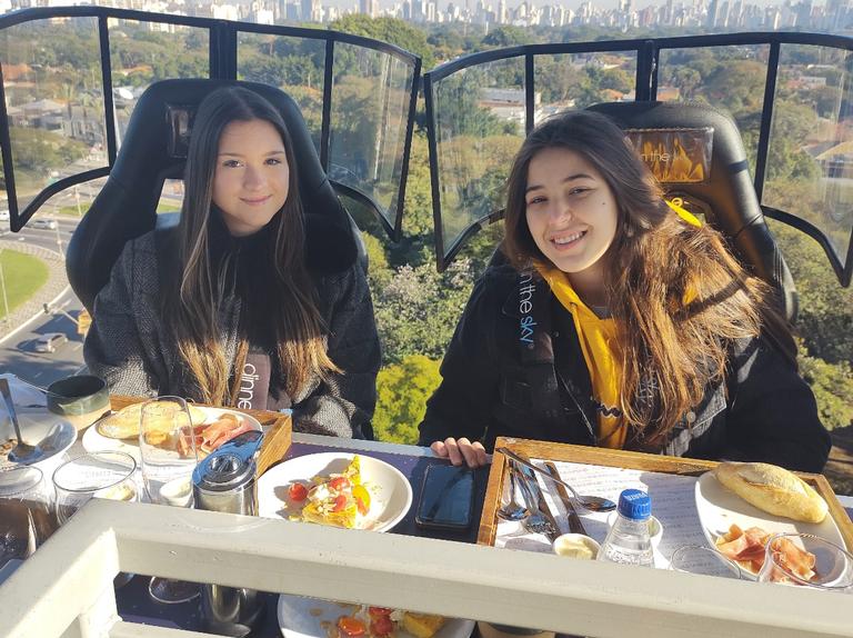 Filhas de Gugu Liberato em São Paulo