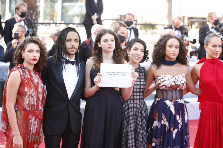 Bruna Linzmeyer em Cannes