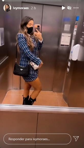 Ivy Moraes curte almoço com look grifado de R$18,5 mil