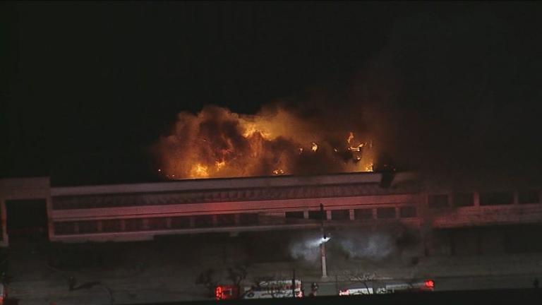 Famosos lamentam incêndio em galpão da Cinemateca Brasileira