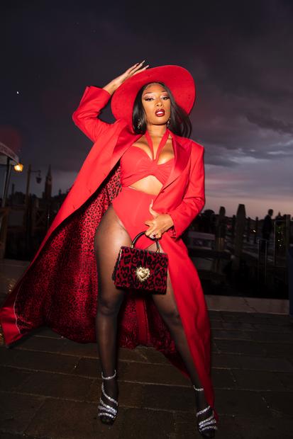 Megan Thee Stallion no desfile da Dolce and Gabbana