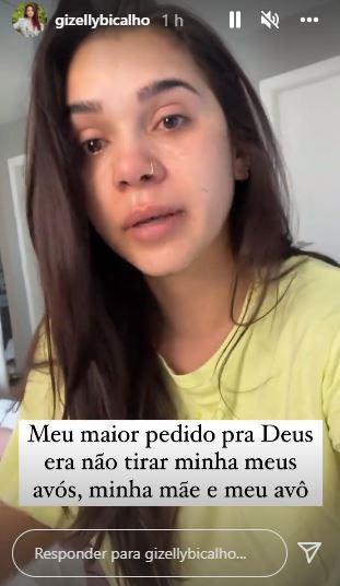 Gizelly Bicalho lamenta morte da avó nas redes sociais