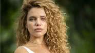 De cabeça raspada, Bruna Linzmeyer rouba a cena com look diferentão - (Divulgação/TV Globo)