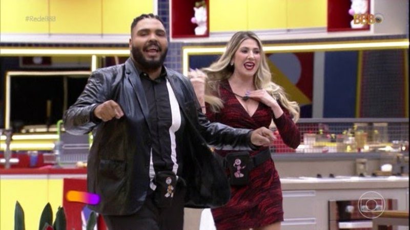 Dani Calabresa e Paulo Vieira invadem o BBB 22 e público reage - Reprodução/Globo