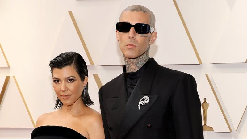 Kourtney Kardashian e Travis Barker ficaram noivos em outubro do ano passado - Foto: Getty Images