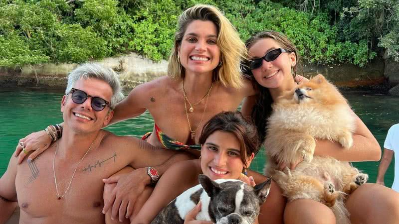 Otaviano Costa diverte a web ao exibir 'maluquices' de sua família - Reprodução/Instagram