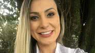 Andressa Urach encanta internautas ao mostrar cochilo do filho caçula - (Reprodução/Instagram)