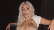 De biquíni, Kim Kardashian faz sessão de fotos na academia - Reprodução/Instagram