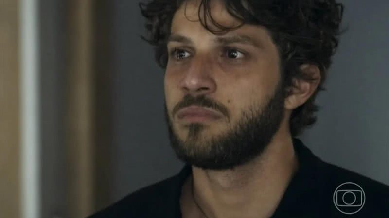 Ari (Chay Suede) na novela Travessia - Foto: Reprodução / Globo