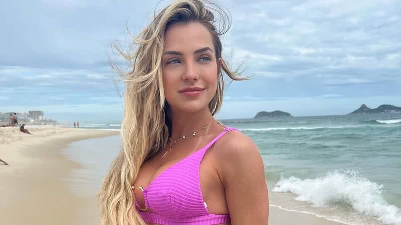 Gabi Martins exibe corpaço bronzeado na praia - Reprodução/Instagram