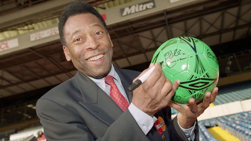 Pelé, o eterno Rei do Futebol, morto nesta quinta-feira, 29, aos 82 anos - Foto: Getty Images