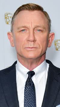 Daniel Craig