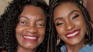 Erika Januza faz cliques carinhosos ao lado da mãe, Tina, e encanta a web - Reprodução / Instagram