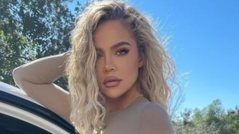 Após sair com sua irmã Kim, Khloé Kardashian postou cliques em seu carro - Reprodução: Instagram