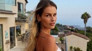 Yasmin Brunet exibe corpaço ao posar de biquíni para foto na praia - Reprodução / Instagram