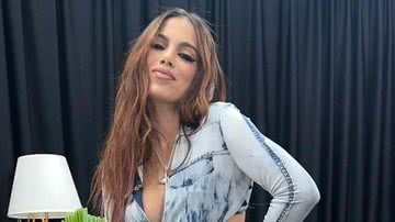 No hospital, Anitta atualiza fãs sobre estado de saúde - Reprodução/Instagram