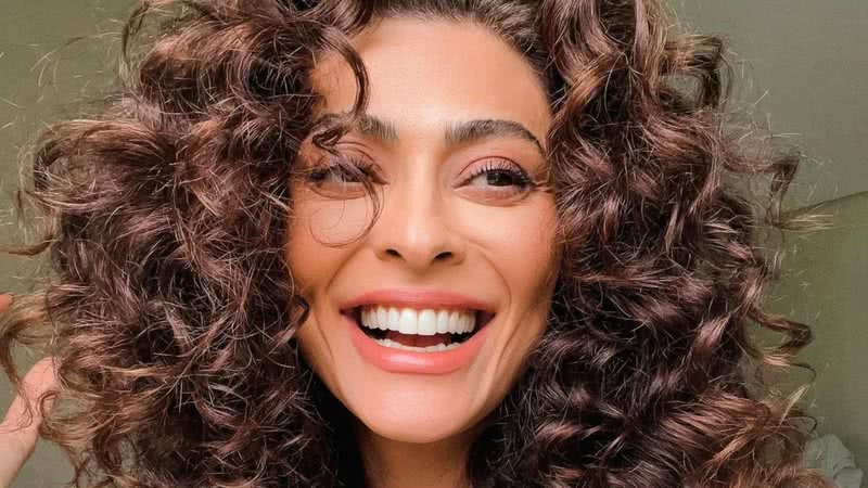 Juliana Paes surge belíssima com look decotado e soltinho - Reprodução/Instagram