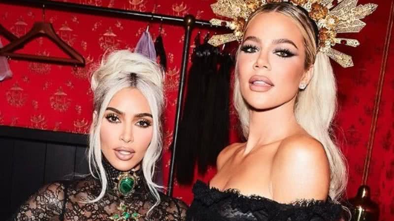 Kim e Khloé Kardashian apareceram juntas na praia - Reprodução: Instagram