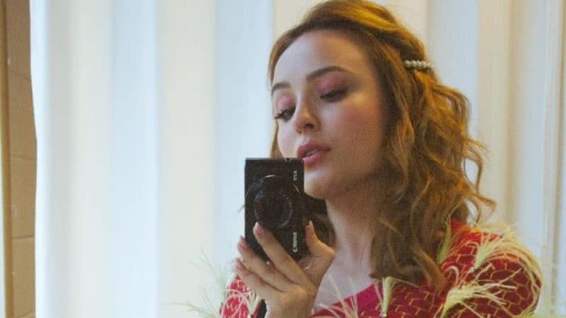 Larissa Manoela compartilhou os bastidores de Além da Ilusão - Reprodução: Instagram