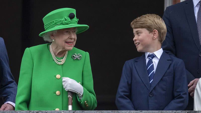 Rainha Elizabeth II e príncipe George - Foto: Getty Images