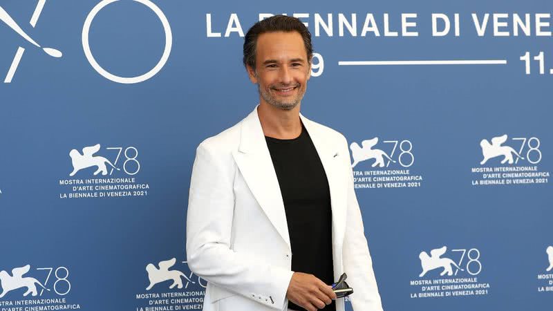 Rodrigo Santoro contou em suas redes sociais como foi interpretar Fernão de Magalhães - Foto: Getty Images