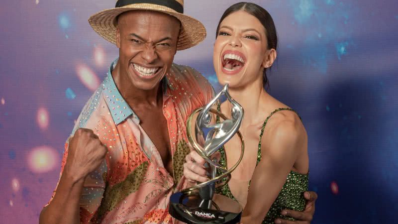 Vitória Strada é a grande campeã da 'Dança dos Famosos' - Foto: Globo/Ellen Soares