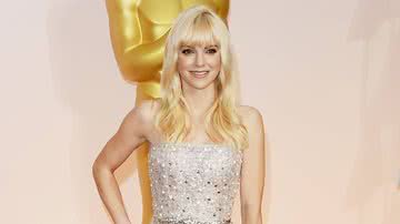 Anna Faris desabafou sobre seu primeiro divórcio em podcast - Foto: Getty Images