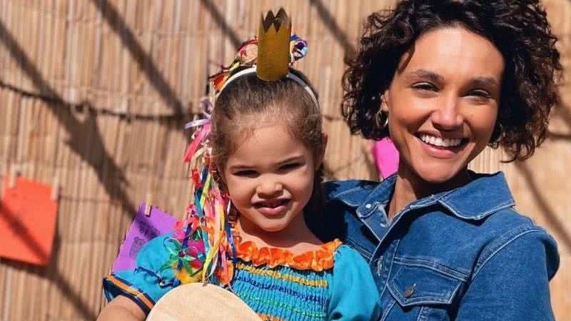 Débora Nascimento compartilha clique com a filha - Foto: Reprodução / Instagram