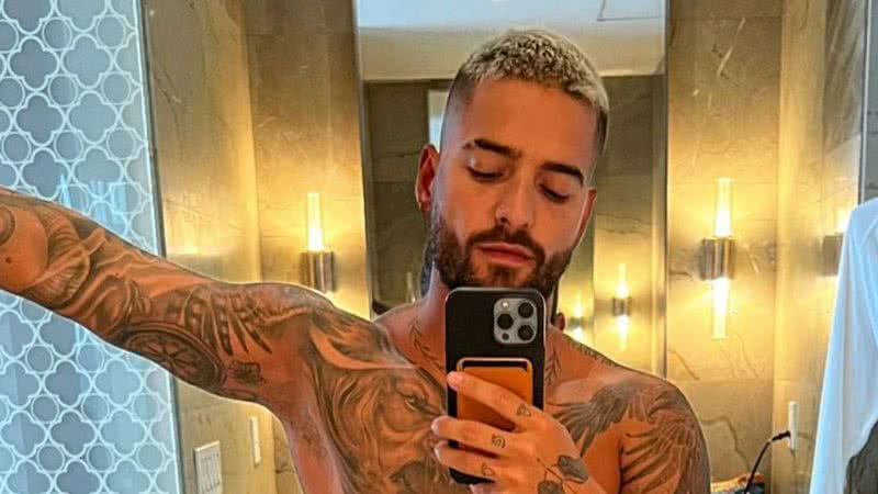 Maluma chama atenção da web ao surgir completamente nu na web - Reprodução/Instagram