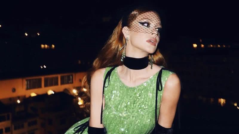 Marina Ruy Barbosa usa vestido luxuoso em baile - Foto: Reprodução / Instagram