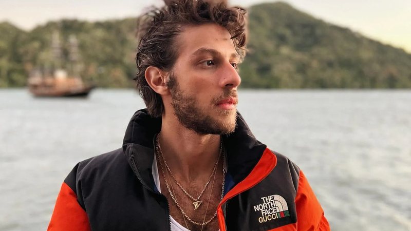 Chay Suede se reúne com todos os irmãos durante viagem em família - Reprodução/Instagram