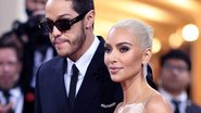 Kim Kardashian revela que fã obcecado ameaçou matar ela e seu novo namorado, Pete Davidson - Foto/Getty Images