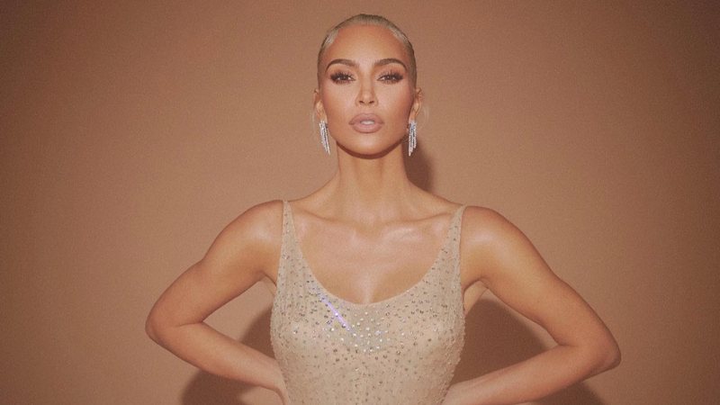 Kim Kardashian descreve como se sentiu por usar o vestido de Marilyn Monroe - Instagram/ Greg Swales