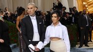 Kourtney Kardashian e Travis Baker se casaram neste último dia 15 - Foto: Getty Images