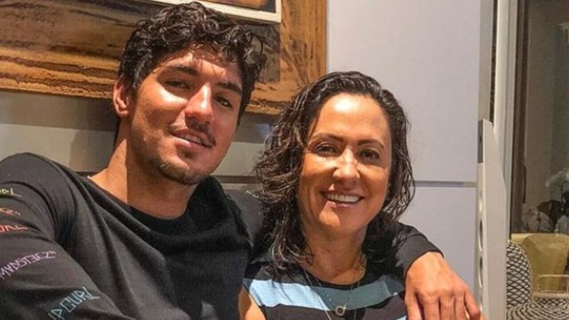 A mãe de Gabriel Medina, Simone, fez uma declaração que antigo relacionamento do filho com Yasmin Brunet não tinha amor - Reprodução: Instagram