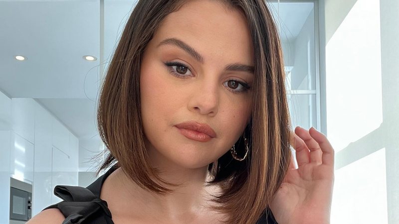 Selena Gomez abandona madeixas curtas e aparece com visual completamente novo - Foto/Instagram