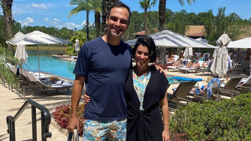 Tadeu Schmidt e Ana Cristina estão aproveitando as férias juntos - Reprodução: Instagram