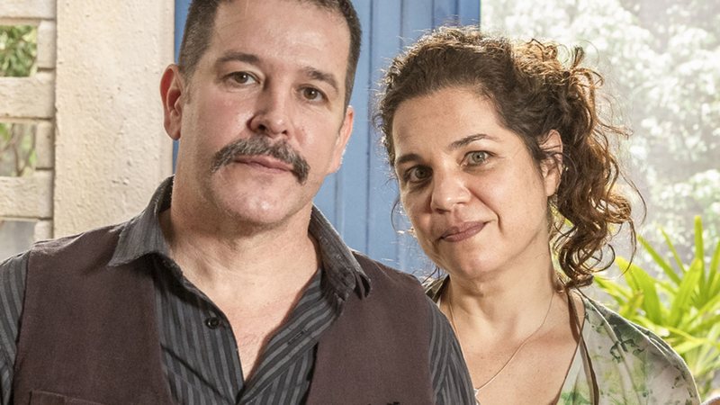 Tenório (Murilo Benício) e Maria Bruaca (Isabel Teixeira) na novela Pantanal - Foto: Globo / João Miguel Junior