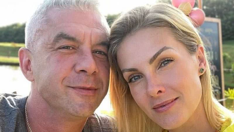 Apresentadora Ana Hickmann surge em boteco tomando cerveja com o marido - Reprodução/Instagram