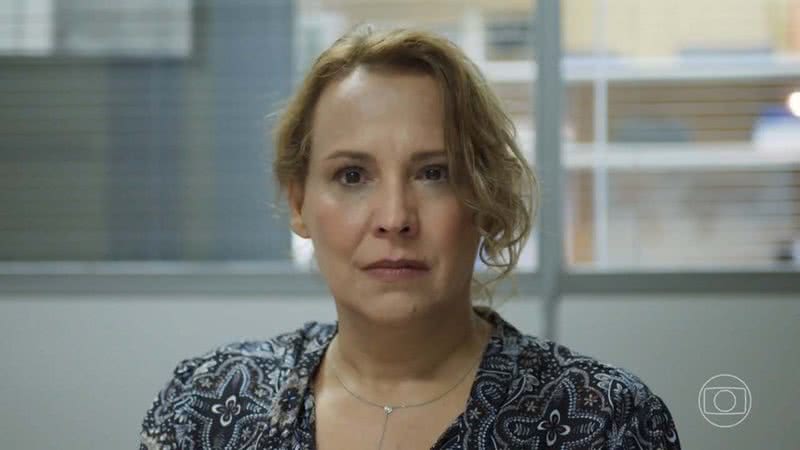 Ana Beatriz Nogueira fala pela primeira vez após descoberta de câncer no pulmão - (Divulgação/TV Globo)