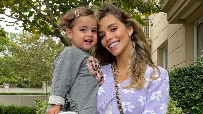 Carol Dias publica linda declaração de amor para a filha, Esther - Reprodução/Instagram